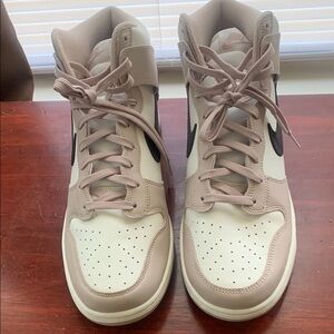 Nike Dunk High Sneakers in Fossil Stone colorway